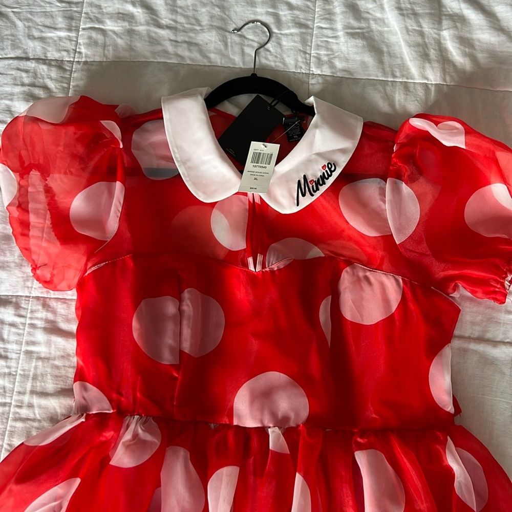 Hot Topic SOLD OUT Disney Minnie Mouse Poof Dress NEW Minnie Mouse Costume